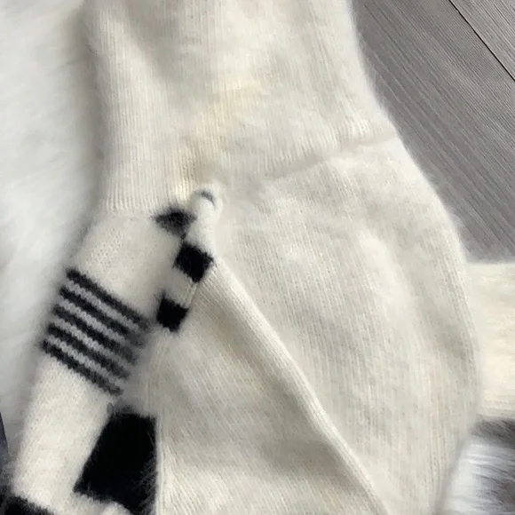 VINTAGE-Angora Knit Sweater - Picture 5 of 7